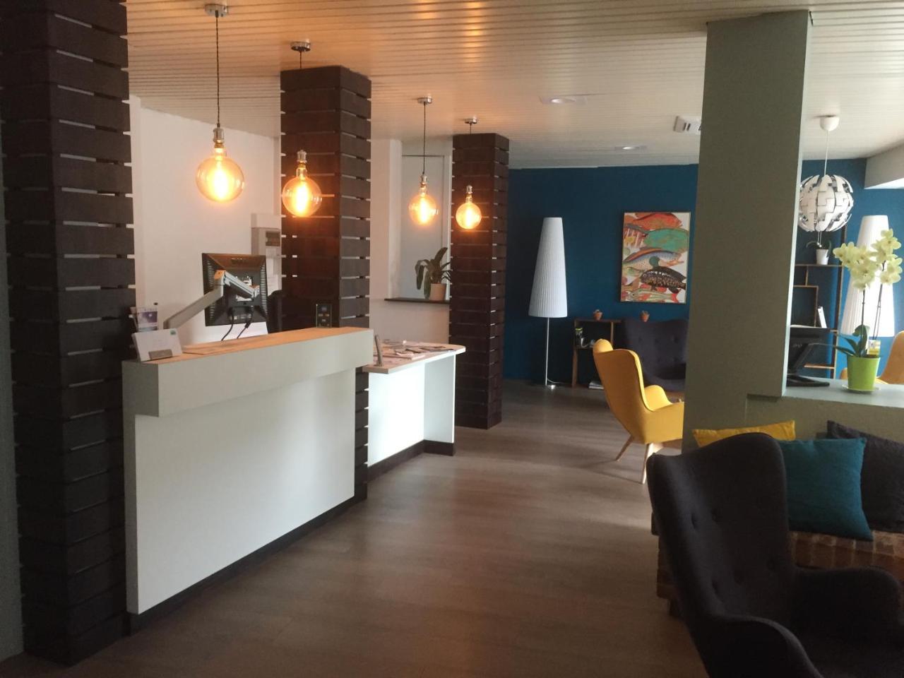 Hotel Restaurant Saint-Benoit Gueugnon Buitenkant foto